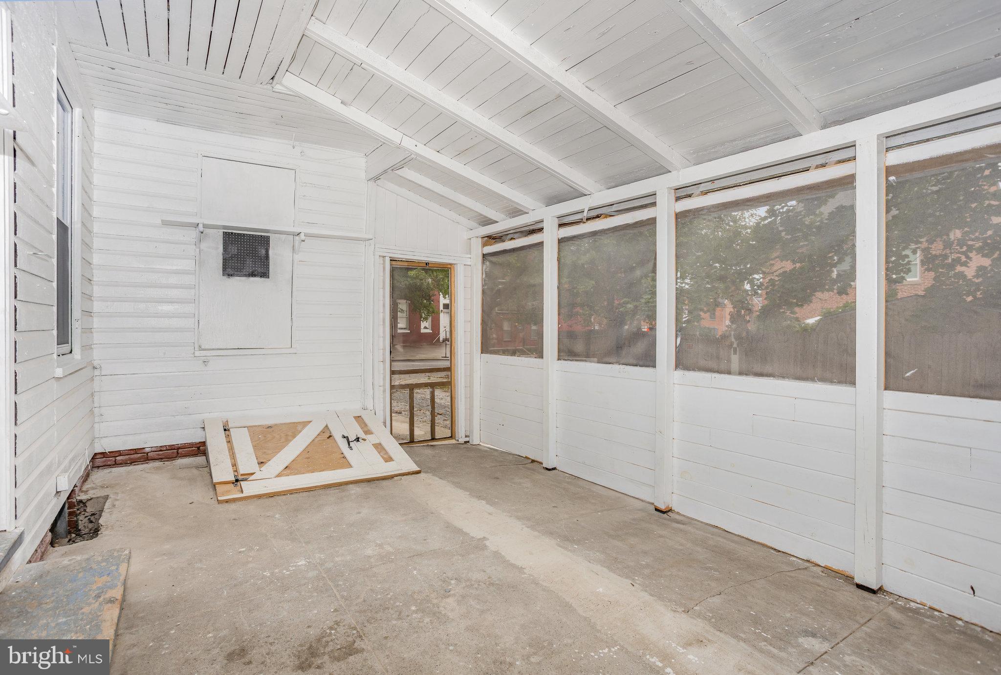 YORK CITY - Residential