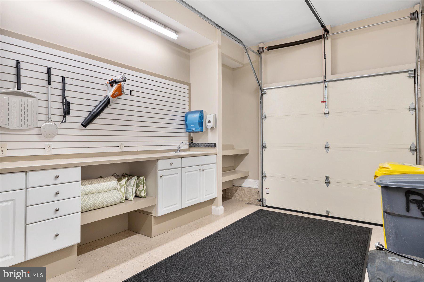 MOUNT TABOR GLEN - Residential