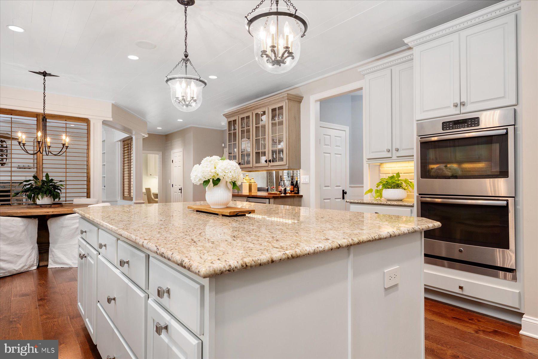 MOUNT TABOR GLEN - Residential