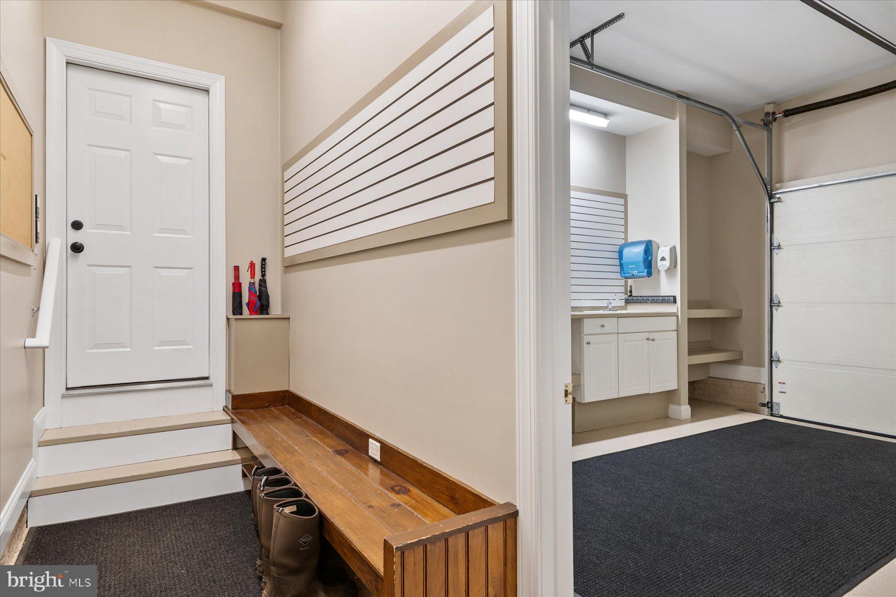 MOUNT TABOR GLEN - Residential