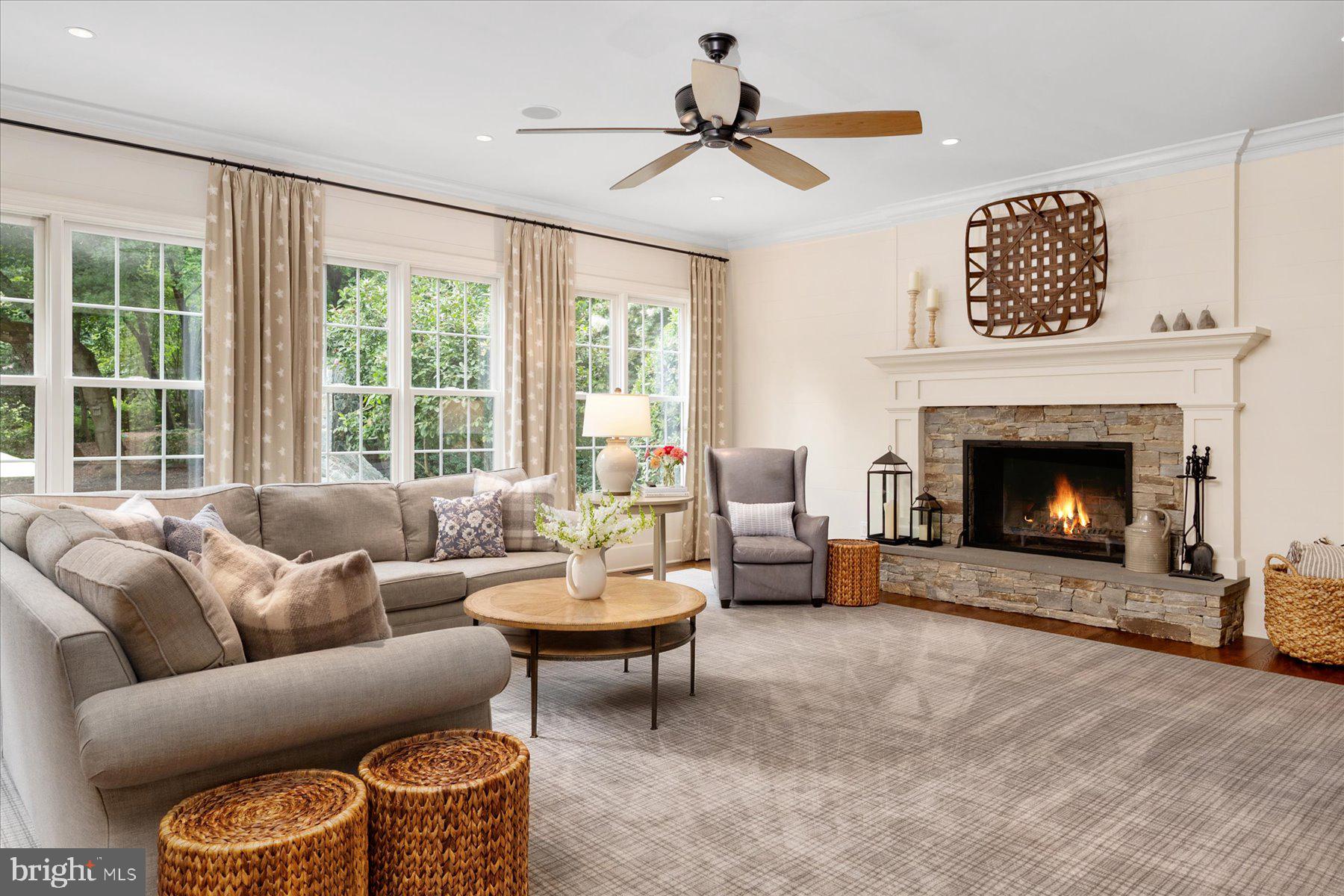 MOUNT TABOR GLEN - Residential