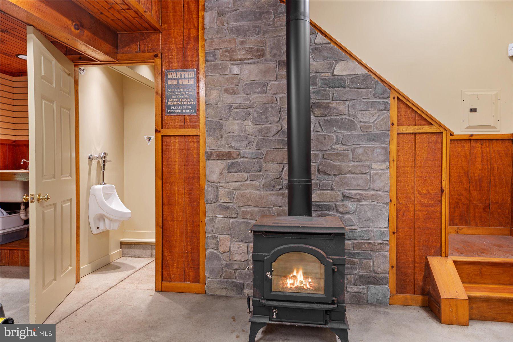 MOUNT TABOR GLEN - Residential