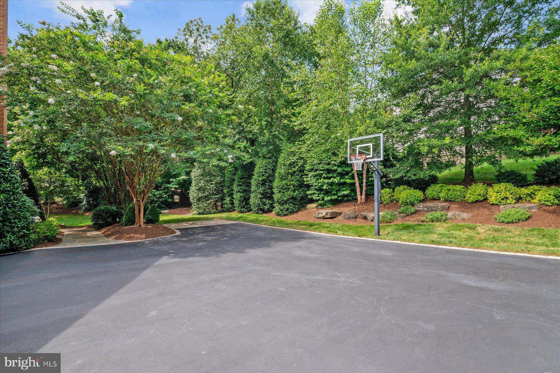 MOUNT TABOR GLEN - Residential