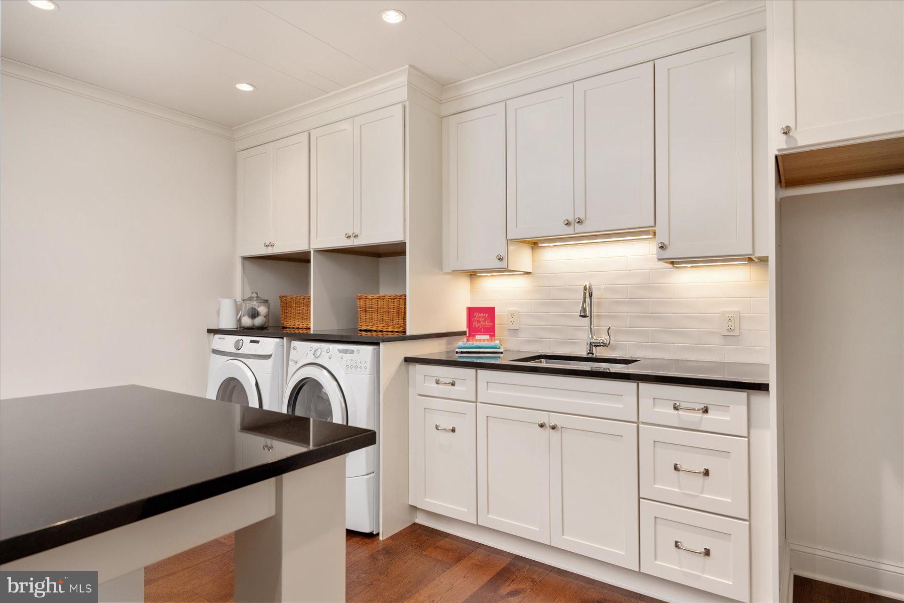 MOUNT TABOR GLEN - Residential