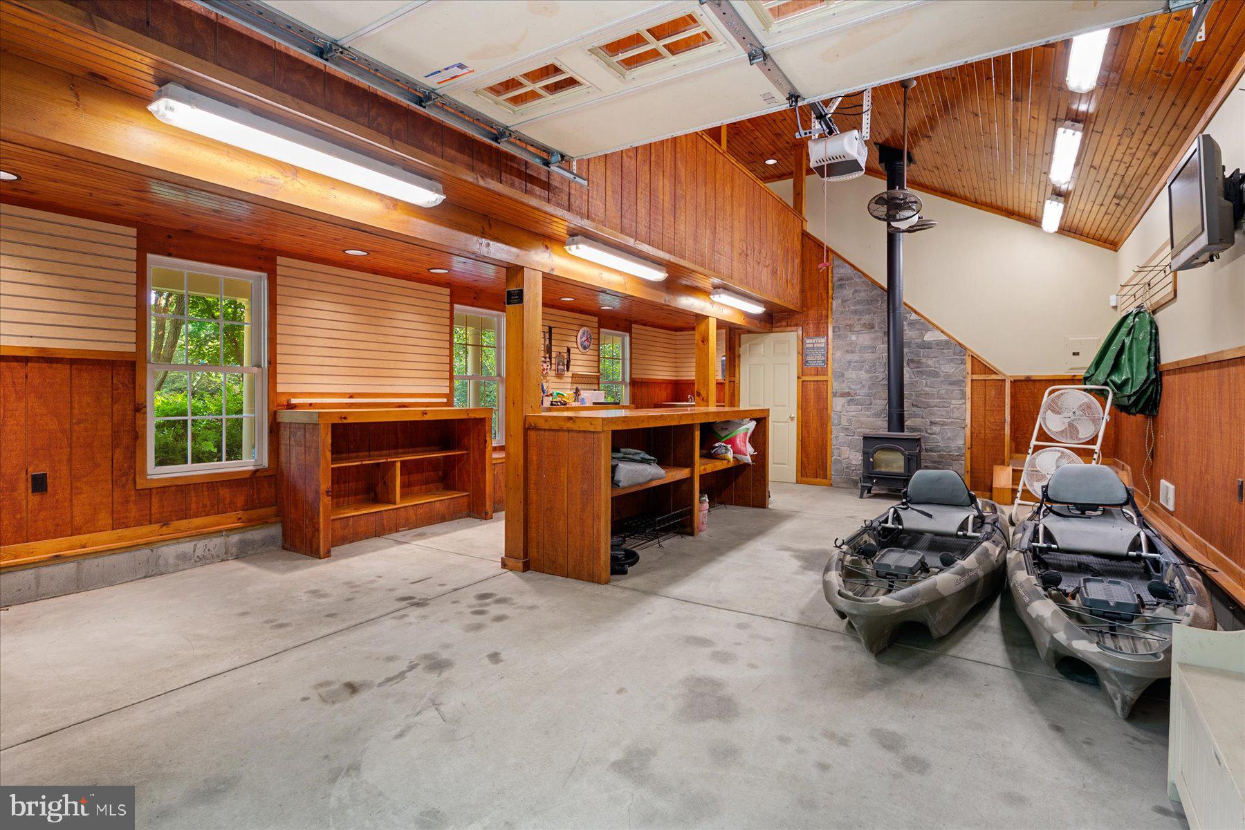 MOUNT TABOR GLEN - Residential