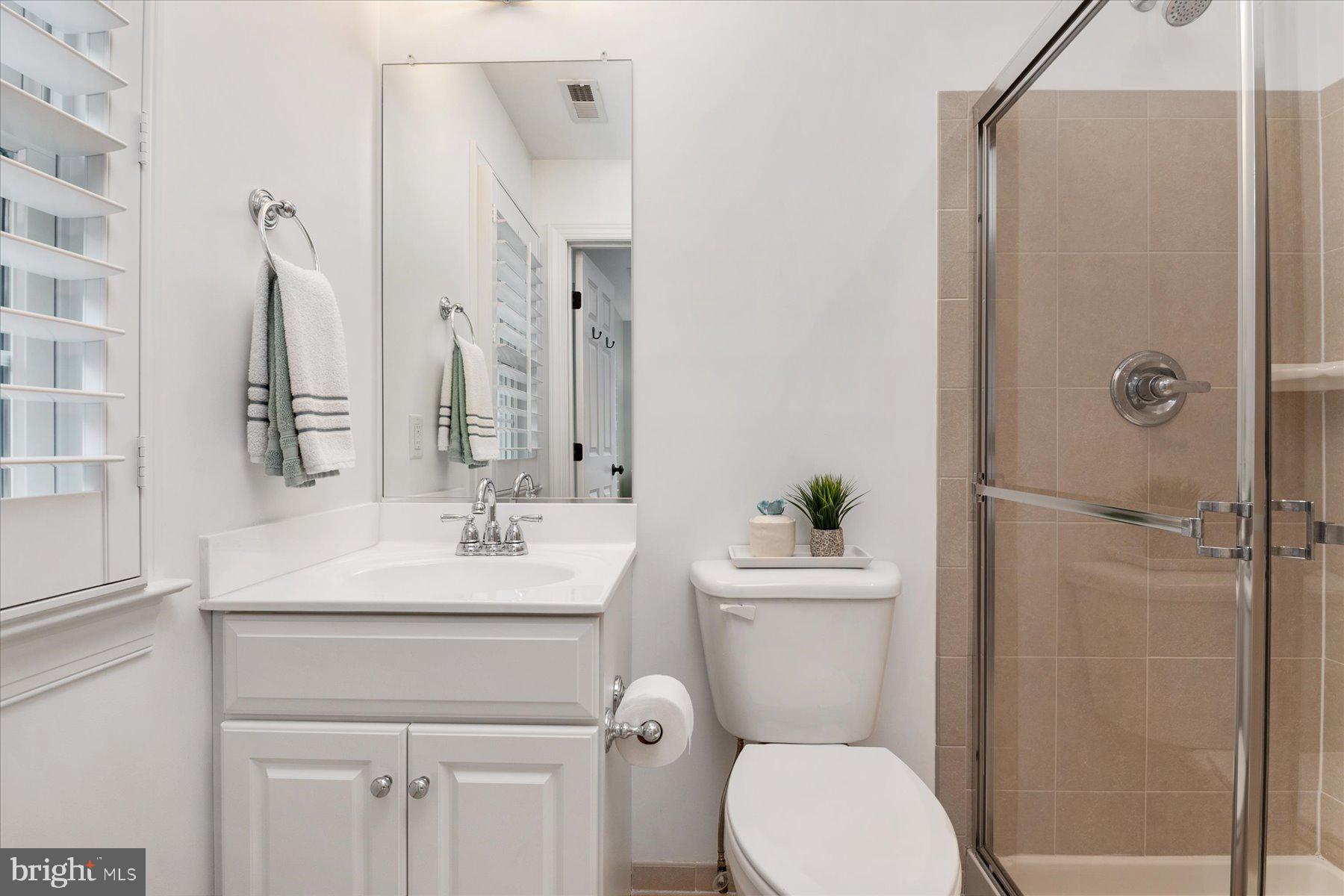 MOUNT TABOR GLEN - Residential