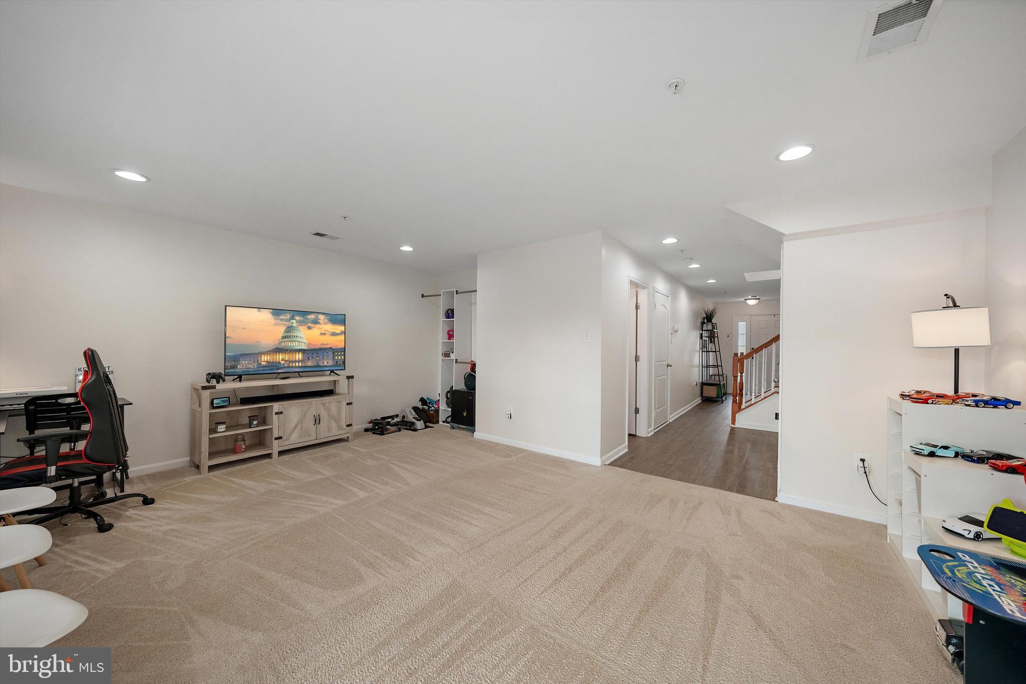 1133 CARINOSO CIRCLE