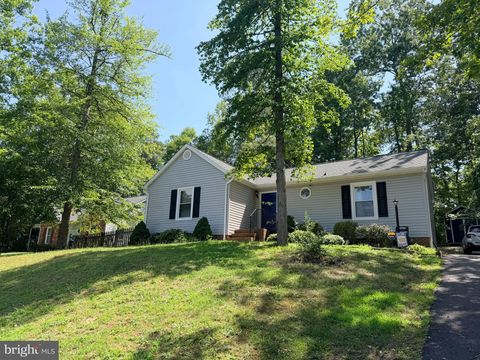 Homes For Sale - 10712 Heatherwood Drive<br/> SPOTSYLVANIA, VA 22553