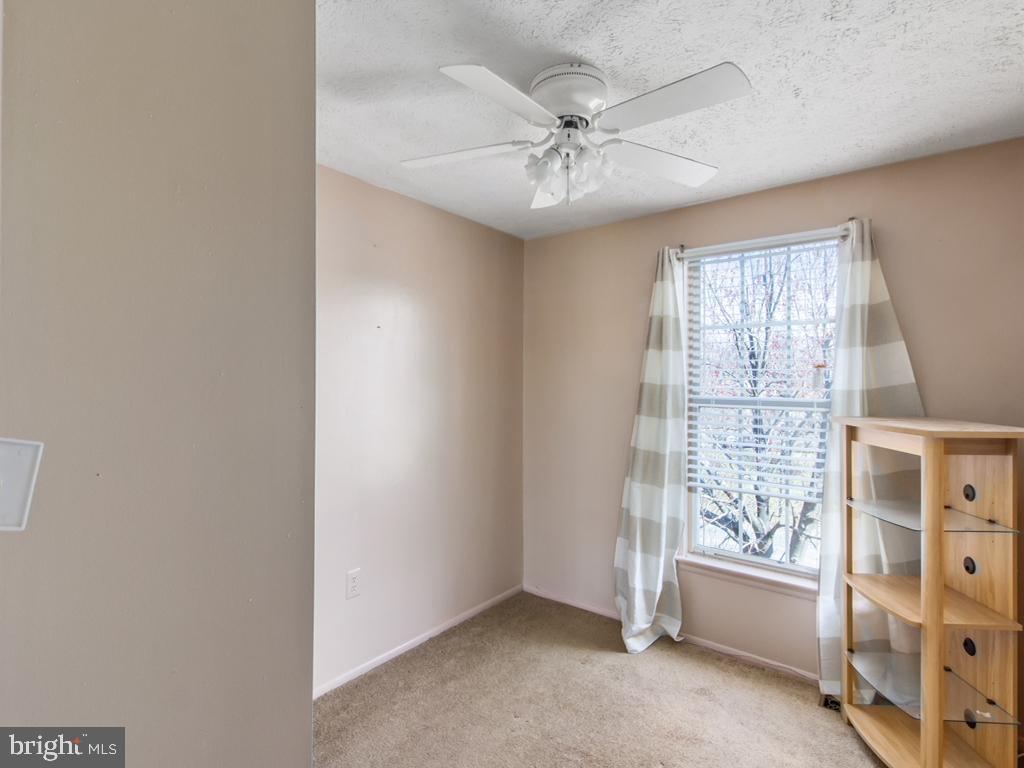 MONTGOMERY MANOR - Residential Lease