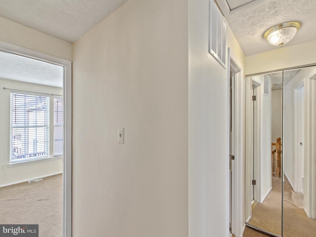 MONTGOMERY MANOR - Residential Lease