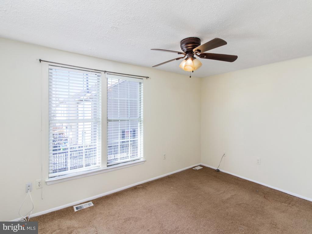 MONTGOMERY MANOR - Residential Lease