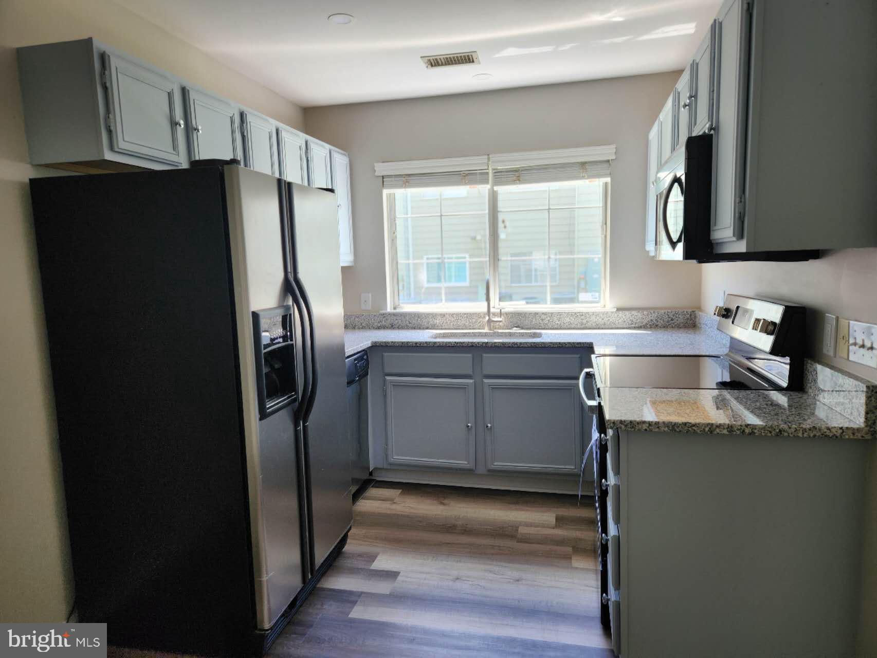 1120 HUNTMASTER TERRACE NE 101