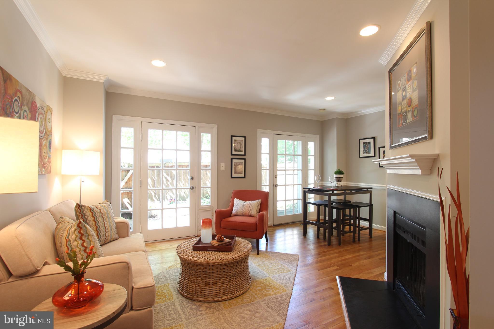 KING HENRY COURT - Residential