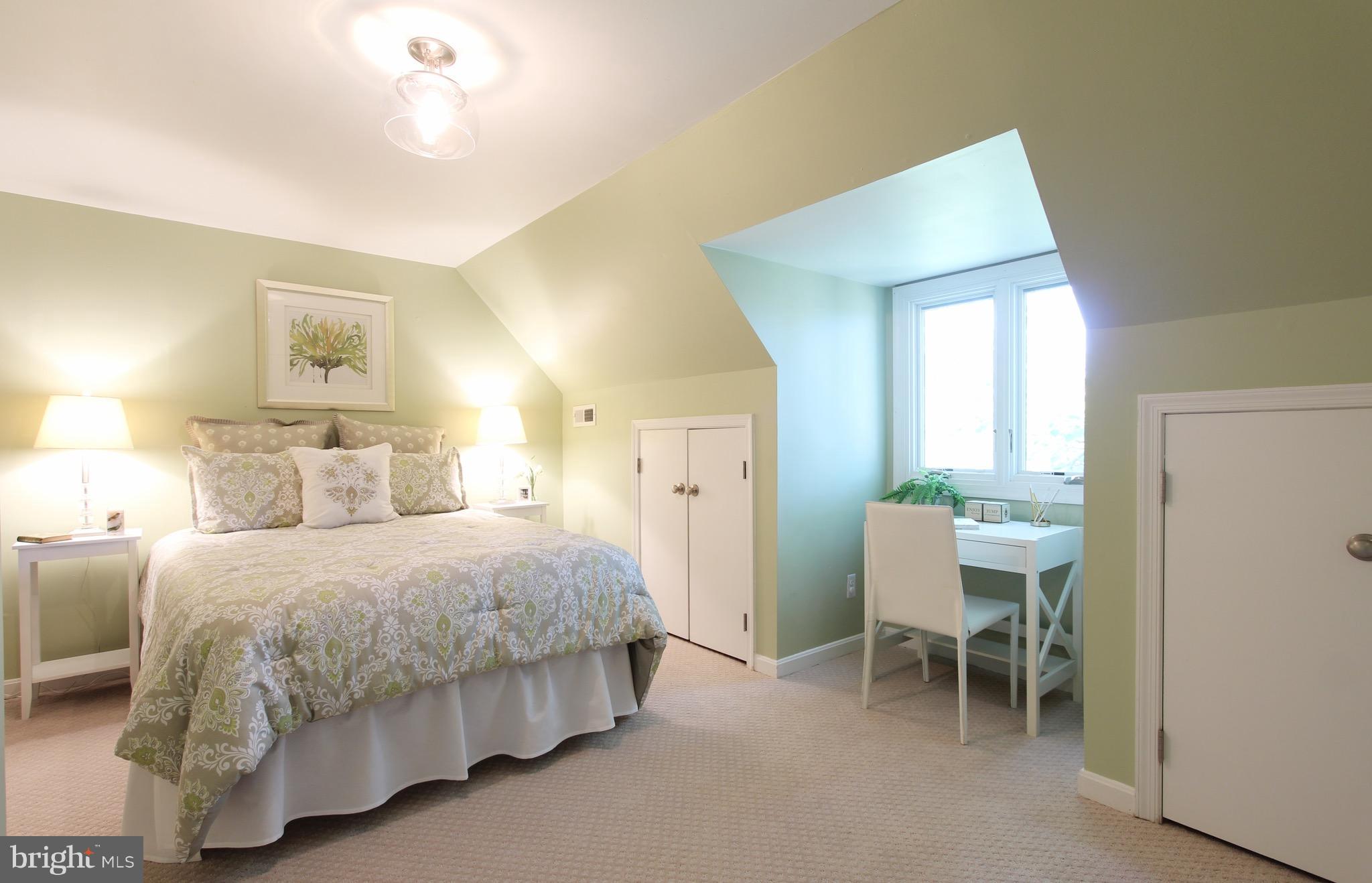 KING HENRY COURT - Residential