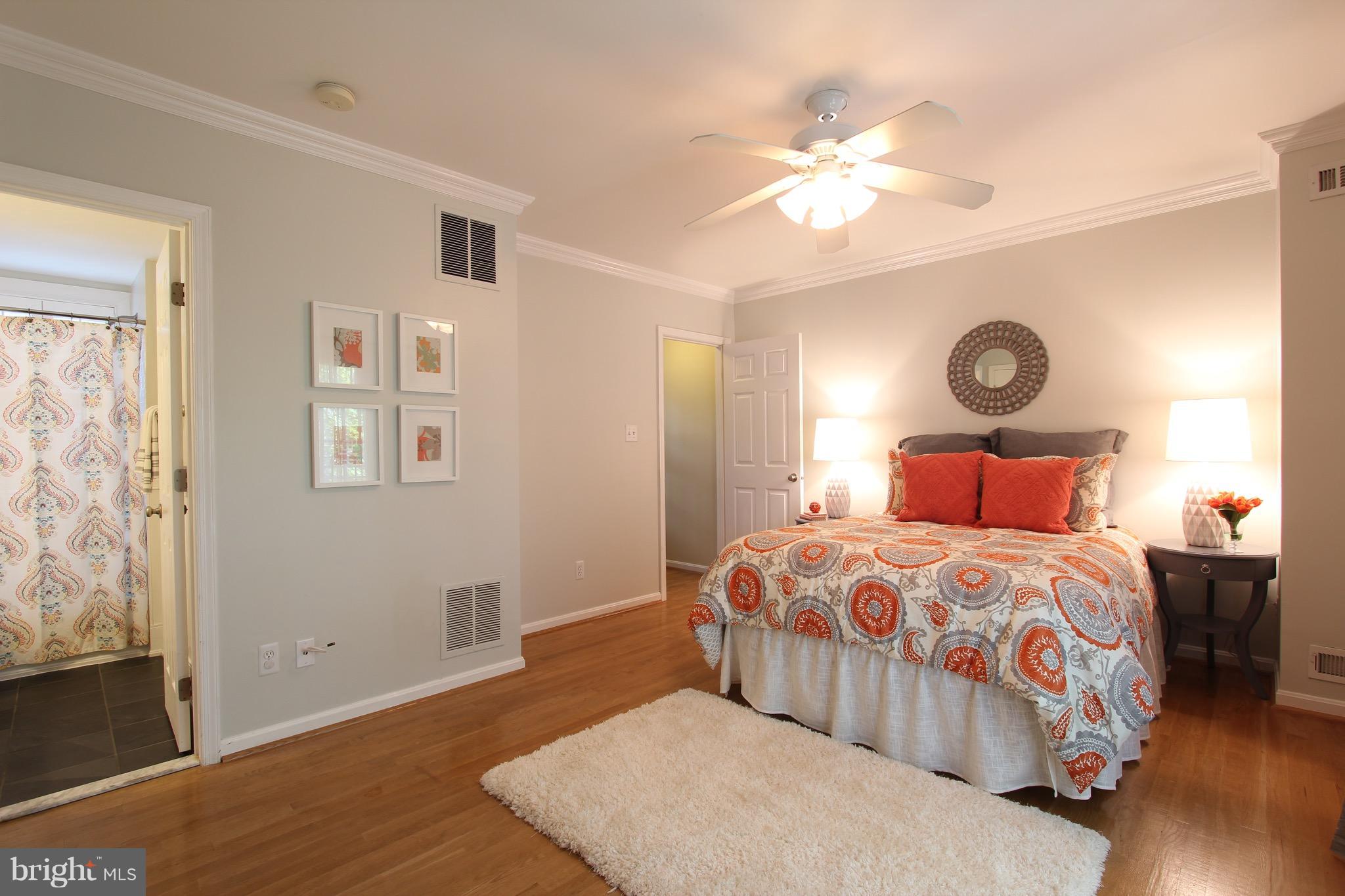 KING HENRY COURT - Residential