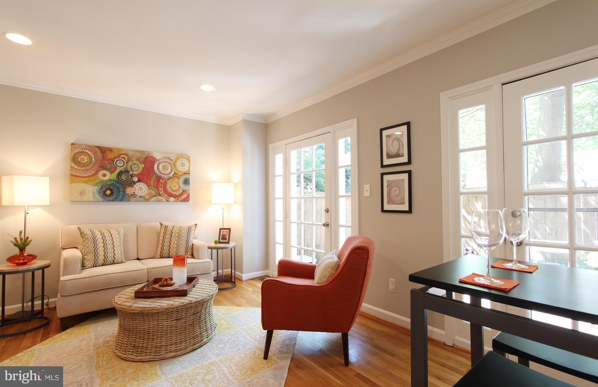 KING HENRY COURT - Residential