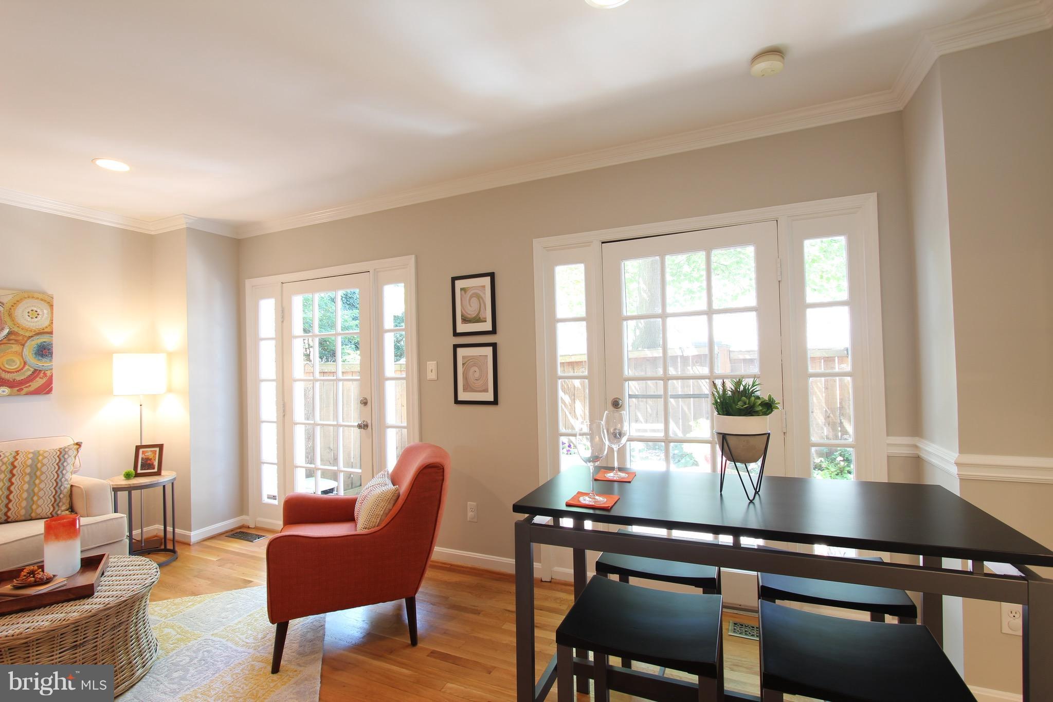 KING HENRY COURT - Residential