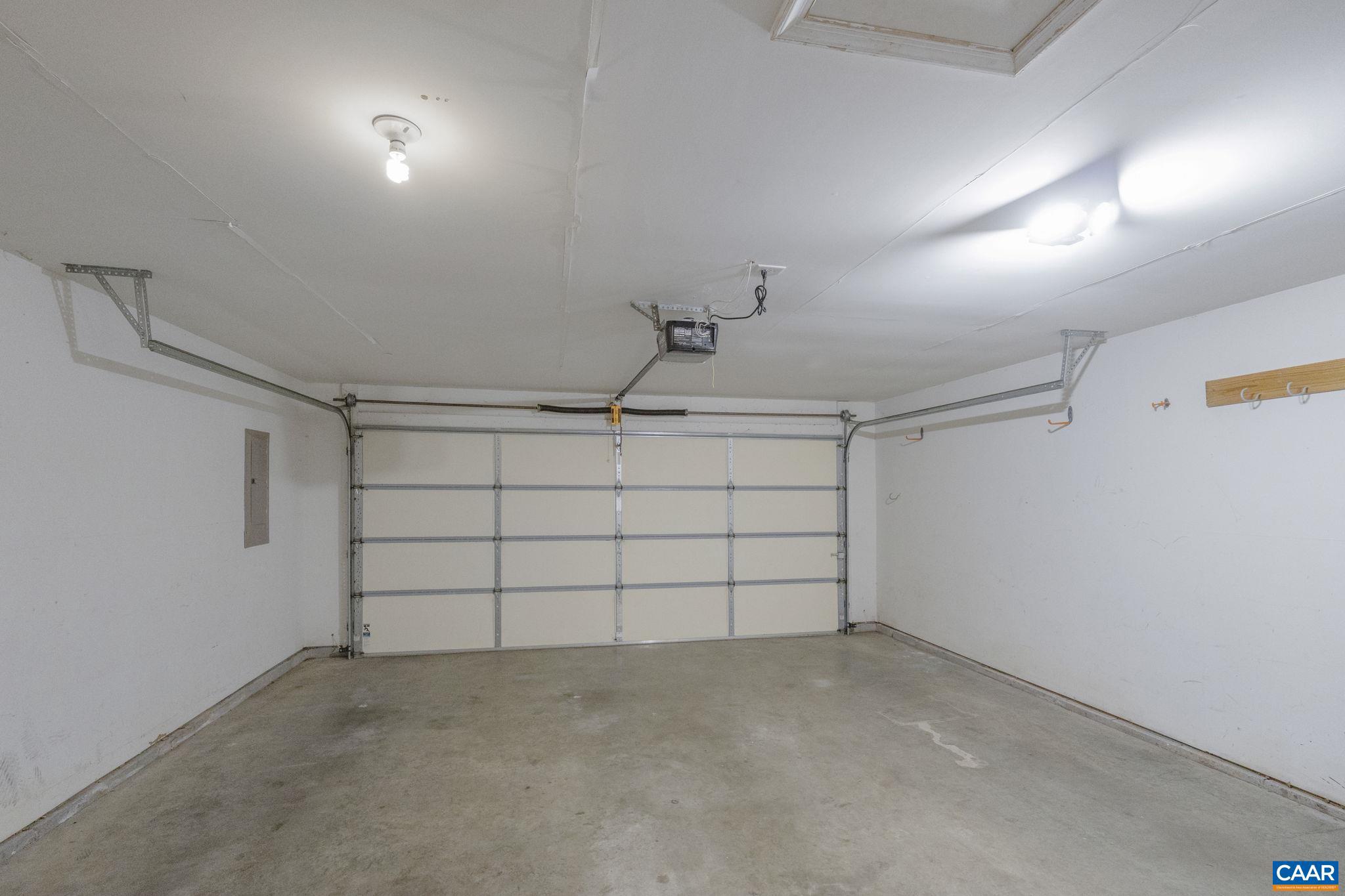 FOREST LAKES - Residential Lease