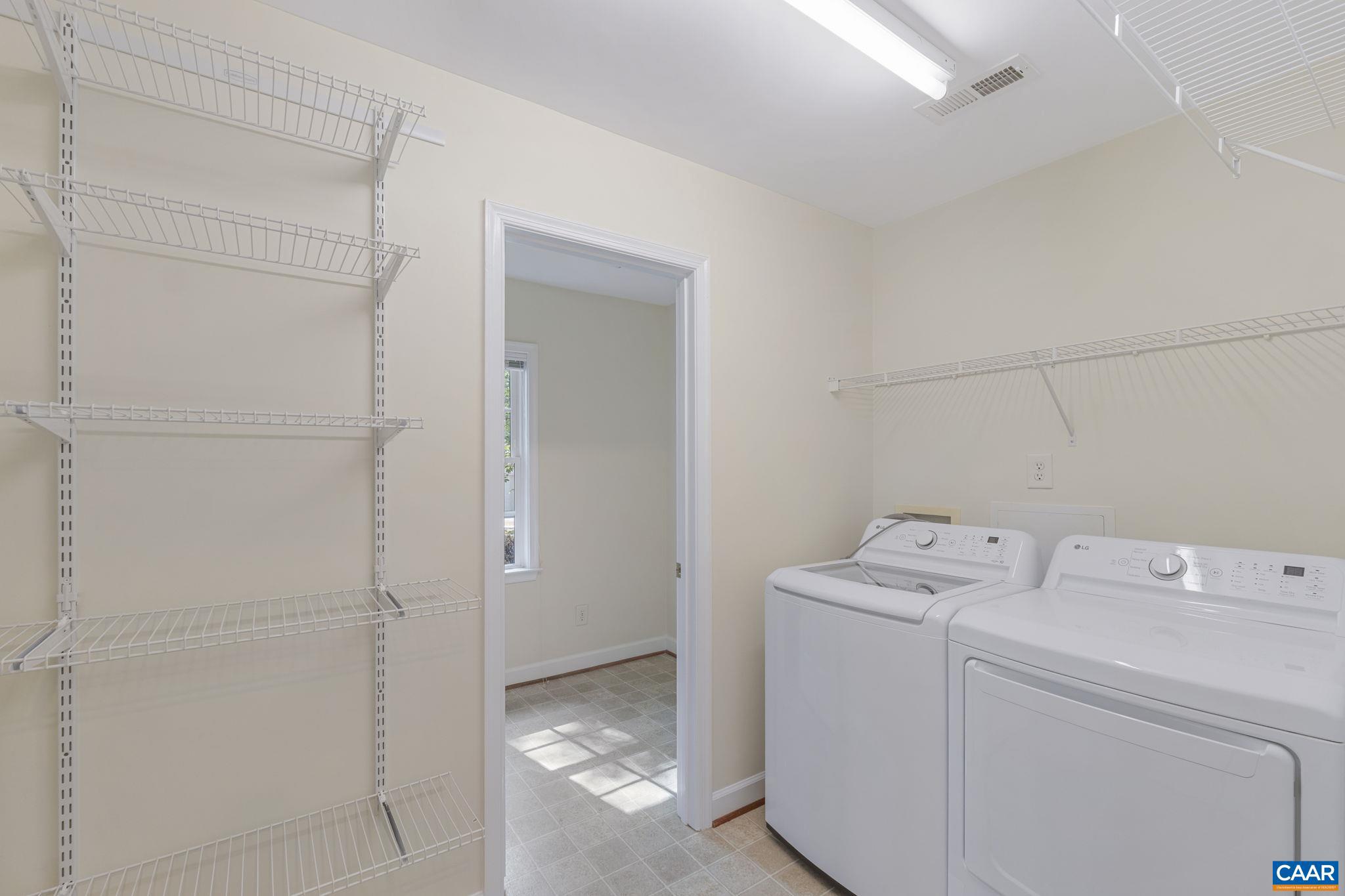 FOREST LAKES - Residential Lease