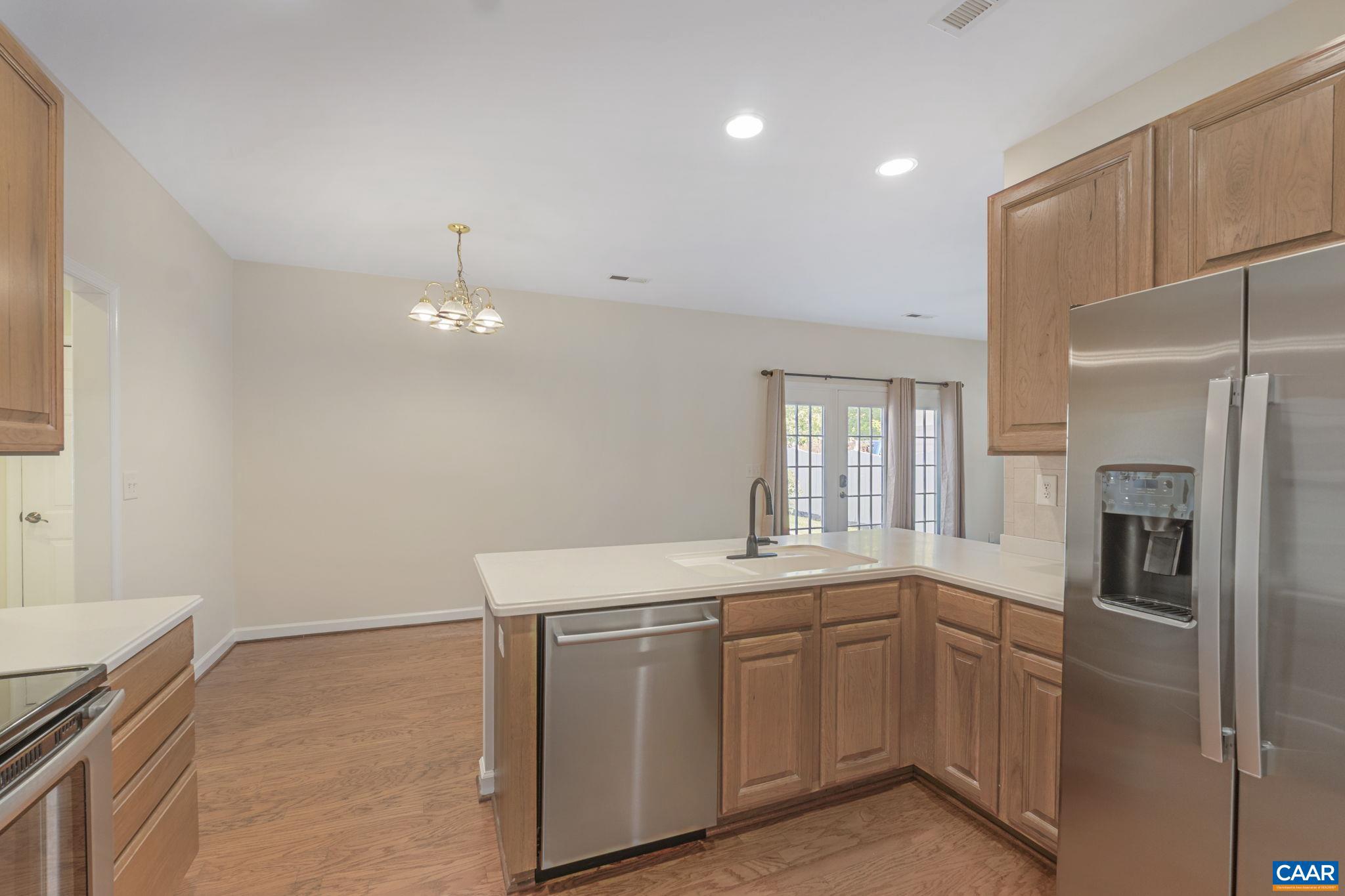 FOREST LAKES - Residential Lease