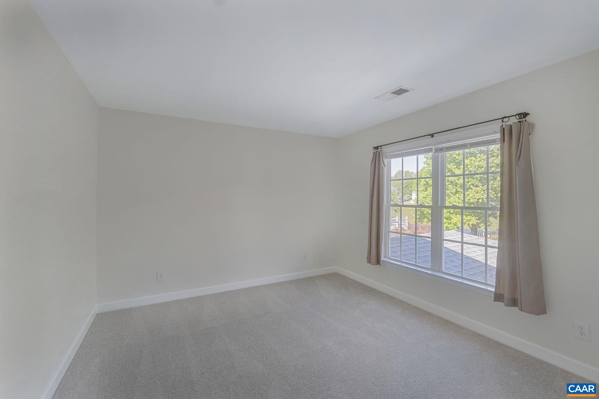 FOREST LAKES - Residential Lease