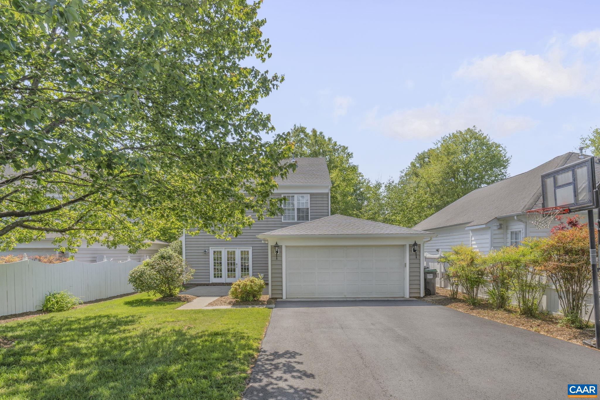 FOREST LAKES - Residential Lease