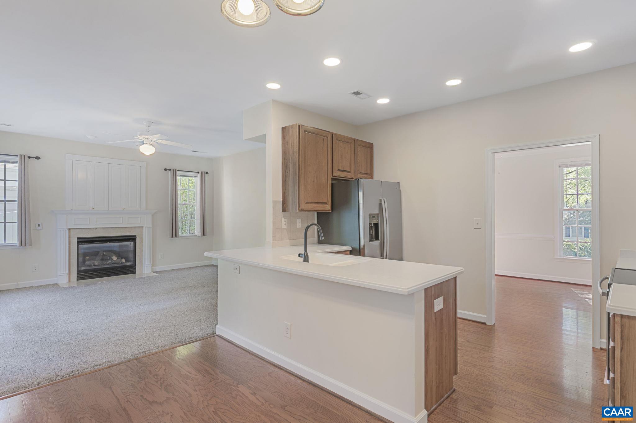 FOREST LAKES - Residential Lease