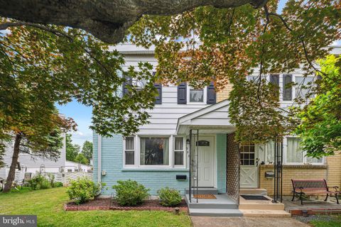 953 WEDGEWOOD DRIVE LANSDALE PA 19446