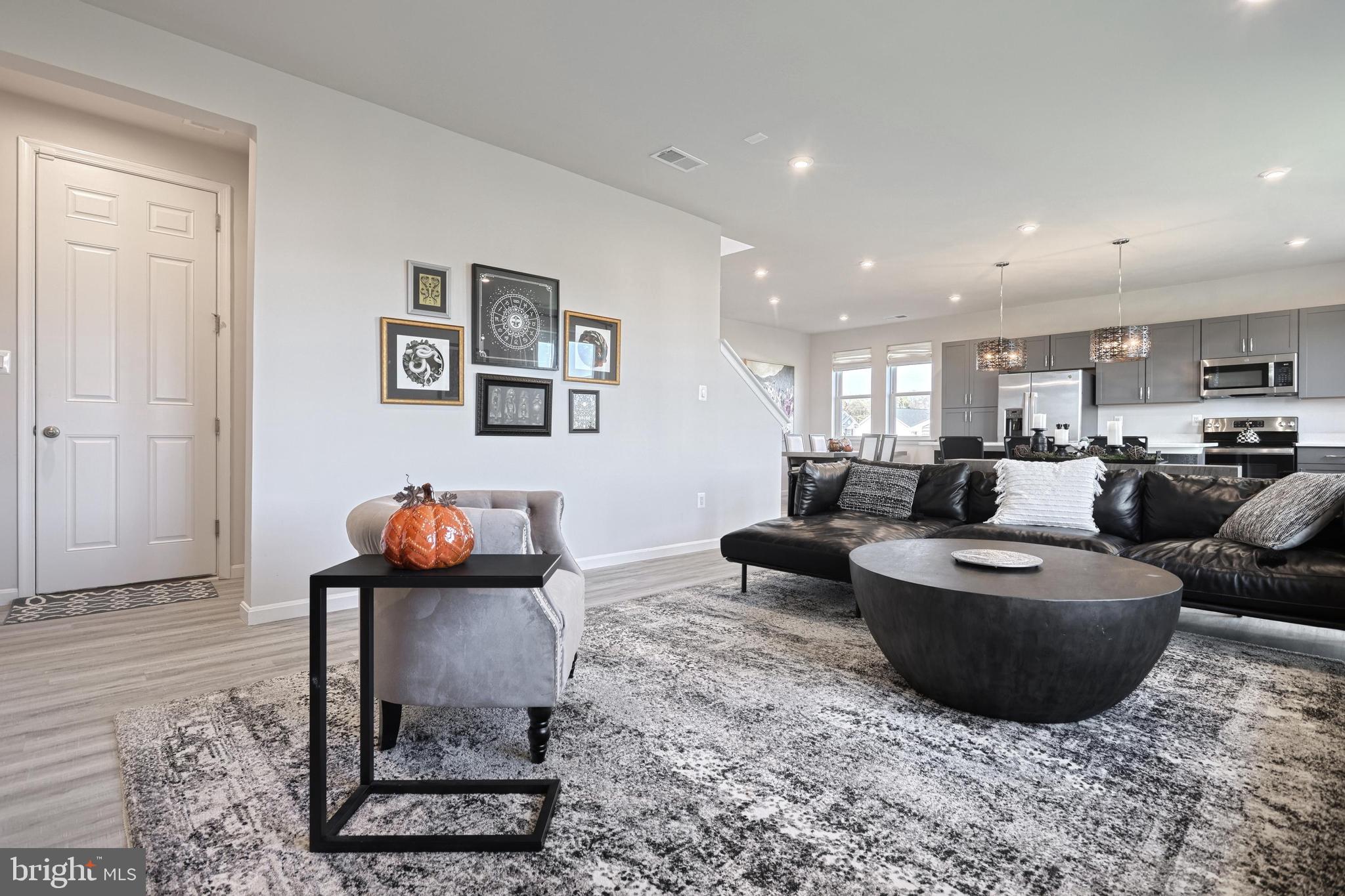 WARM SPRING RIDGE - Residential