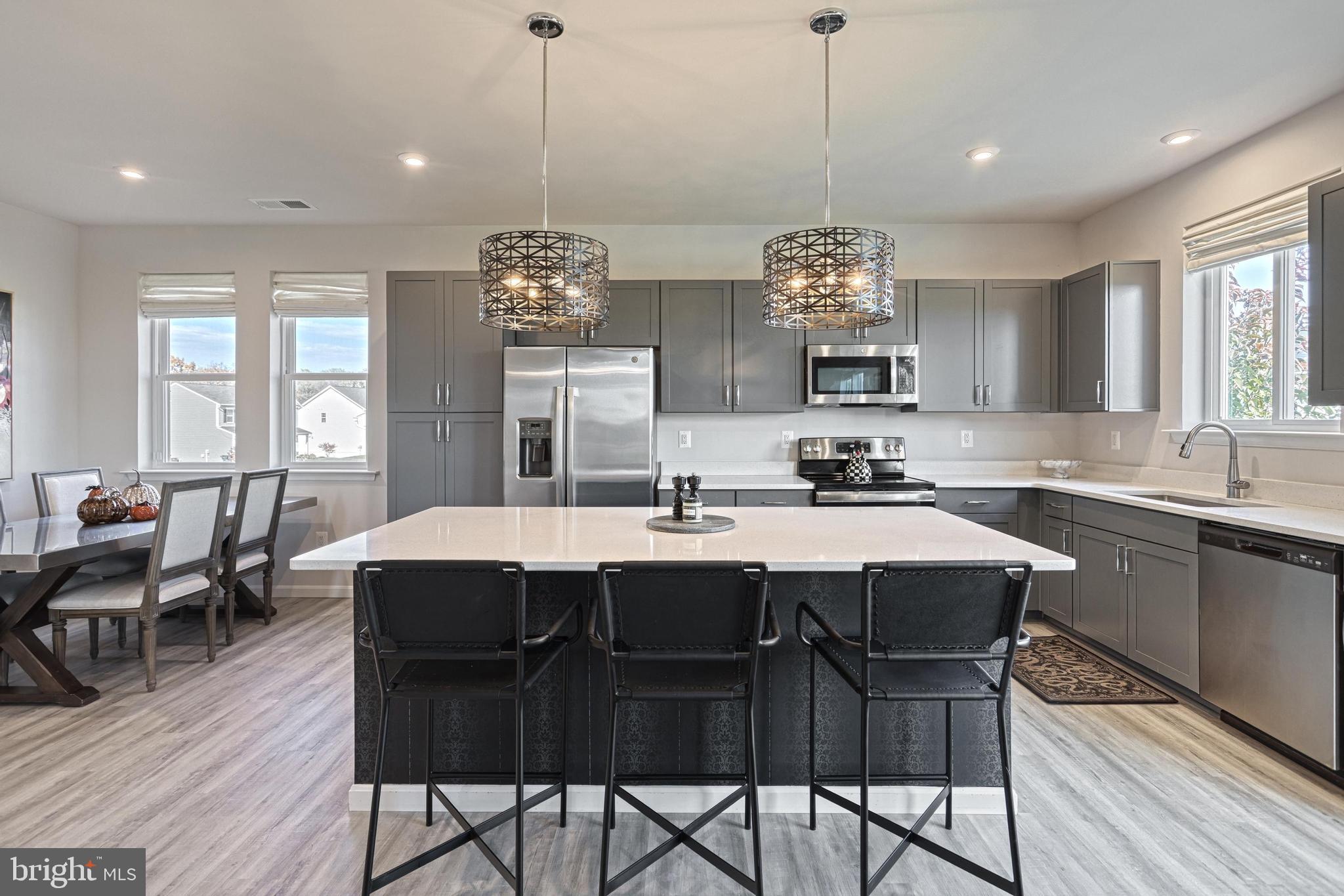 WARM SPRING RIDGE - Residential