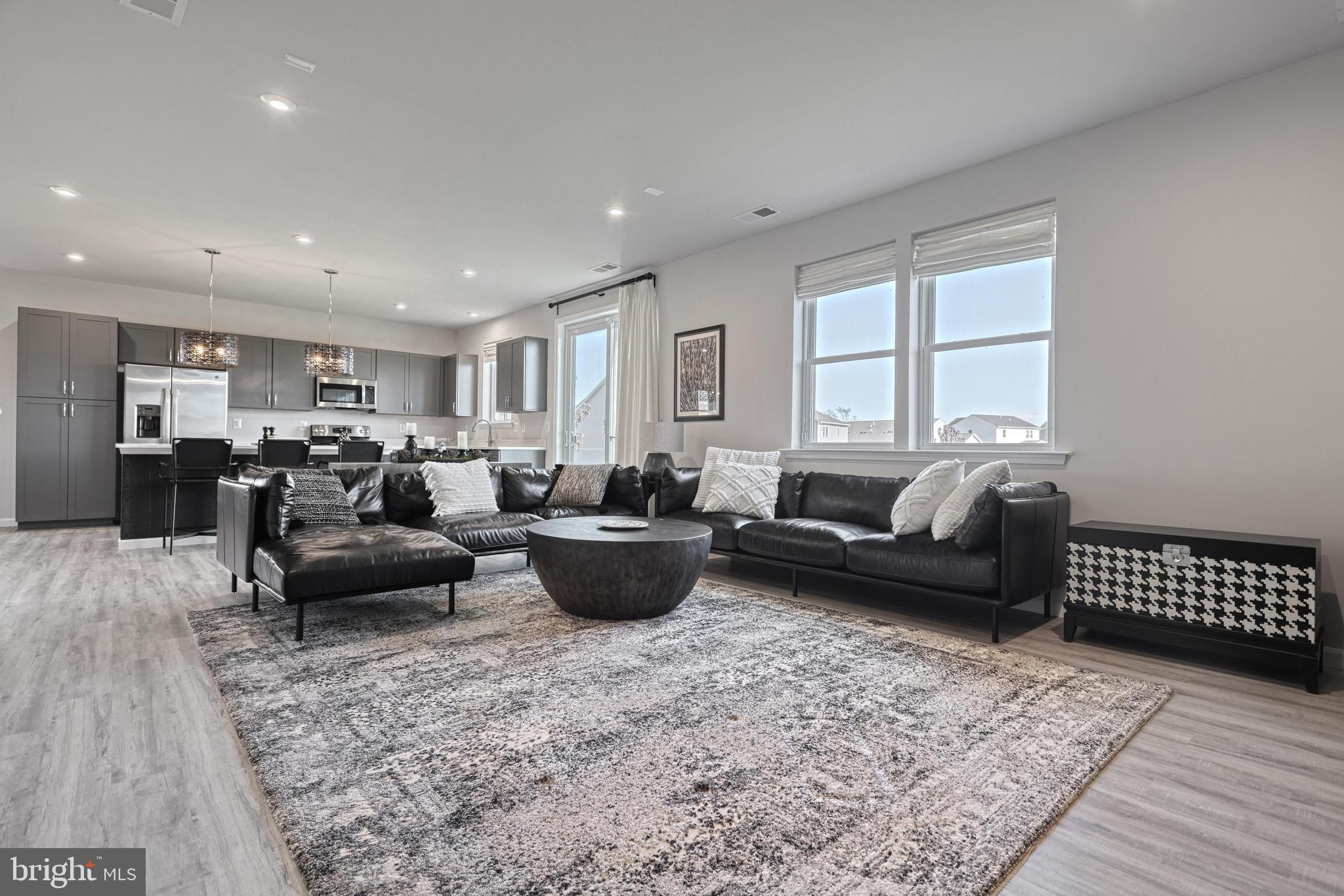 WARM SPRING RIDGE - Residential