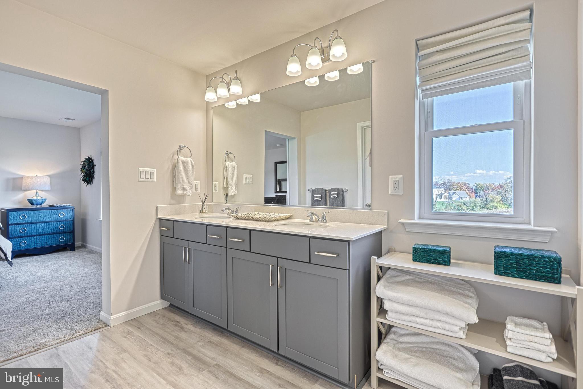 WARM SPRING RIDGE - Residential