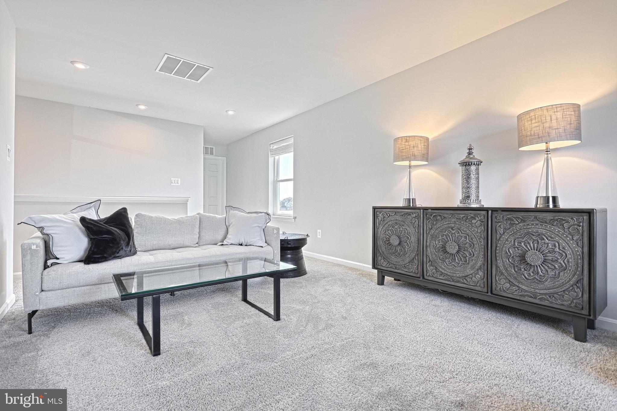 WARM SPRING RIDGE - Residential