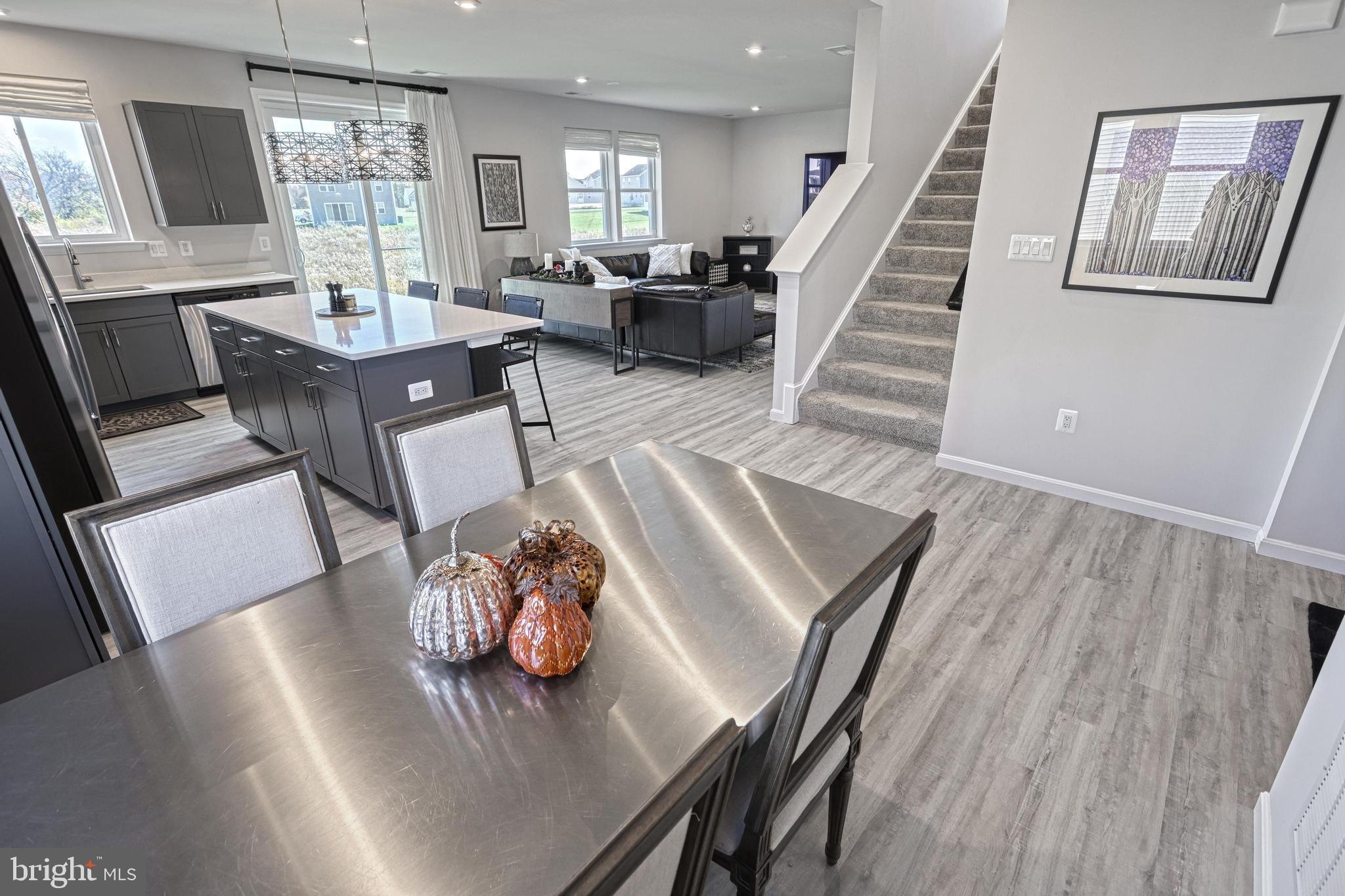 WARM SPRING RIDGE - Residential