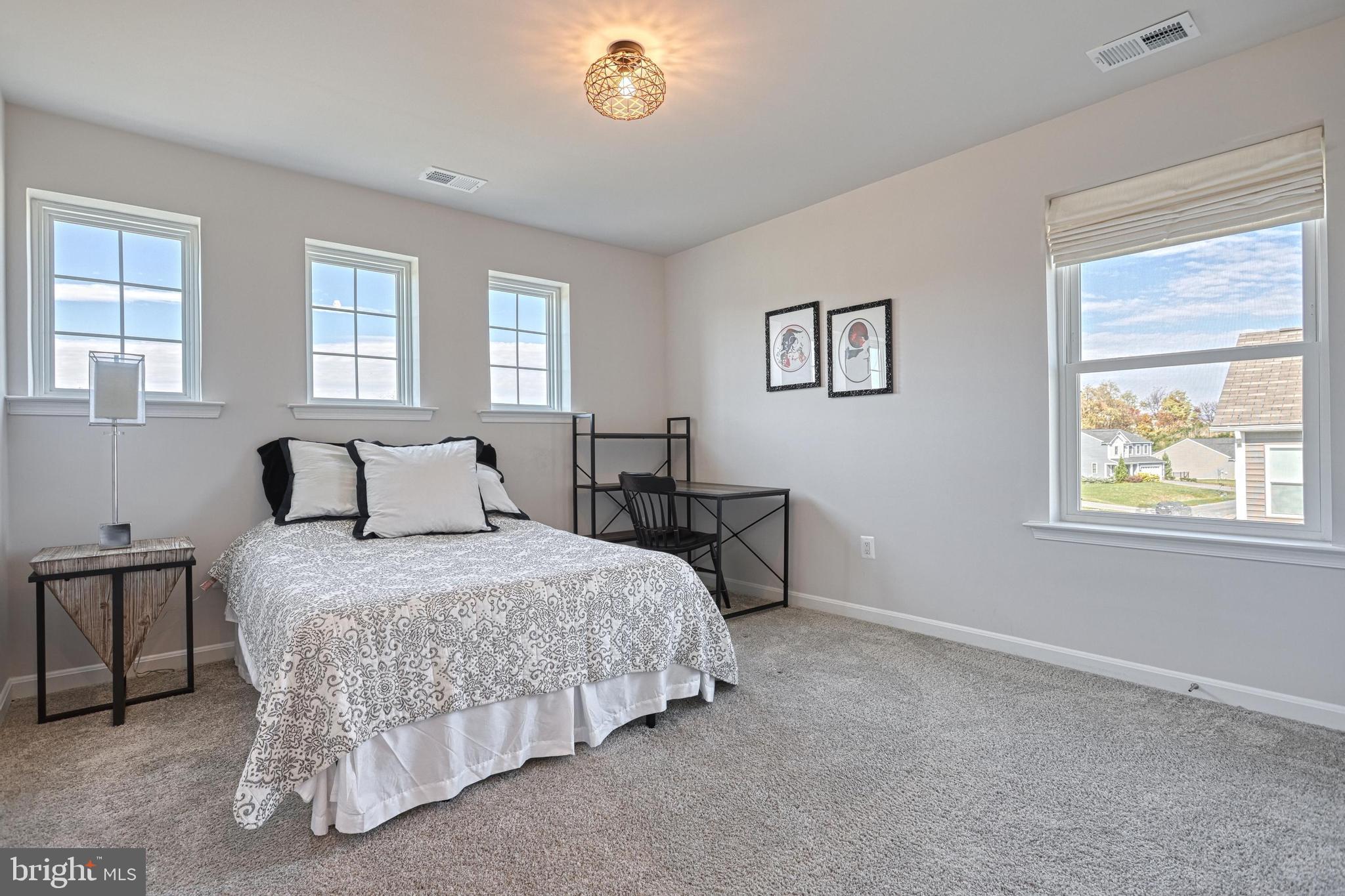 WARM SPRING RIDGE - Residential