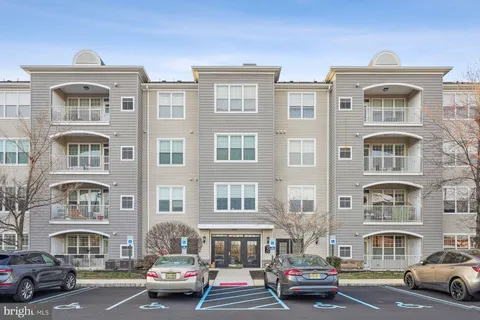 525 Masterson Court, Ewing, NJ MLS: NJME2055420