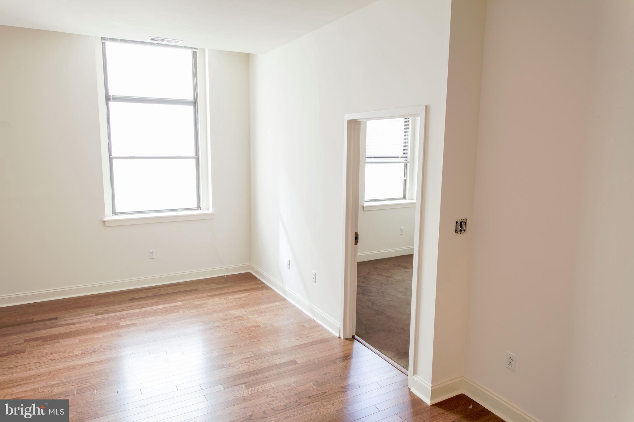 CENTER CITY - Residential Lease