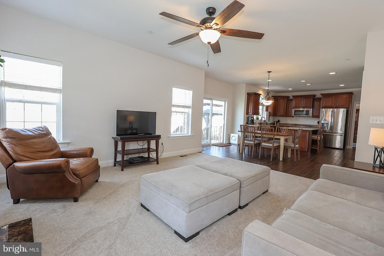 BROAD CREEK - Residential