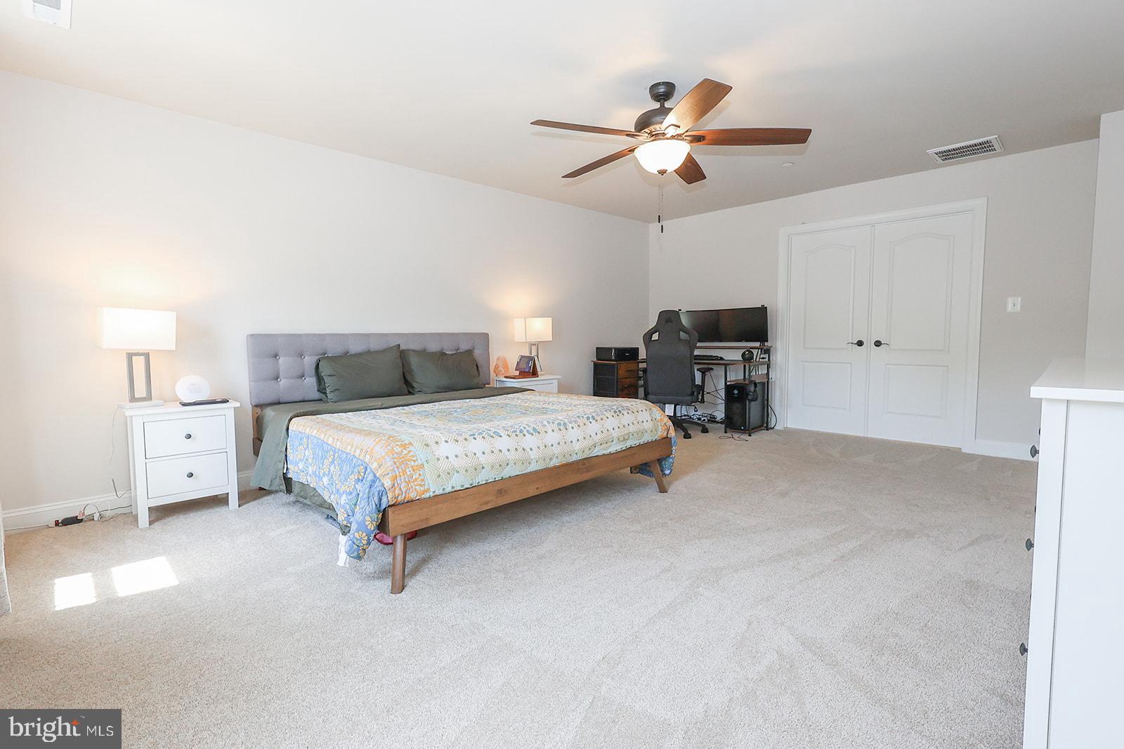 BROAD CREEK - Residential