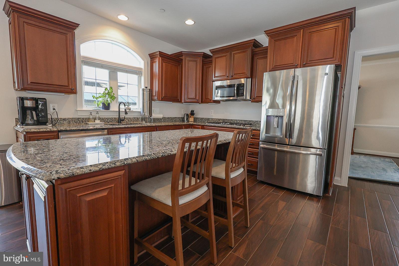 BROAD CREEK - Residential
