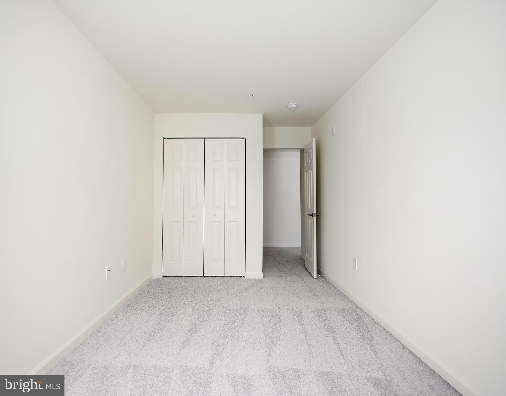 THE POINTE - Residential Lease