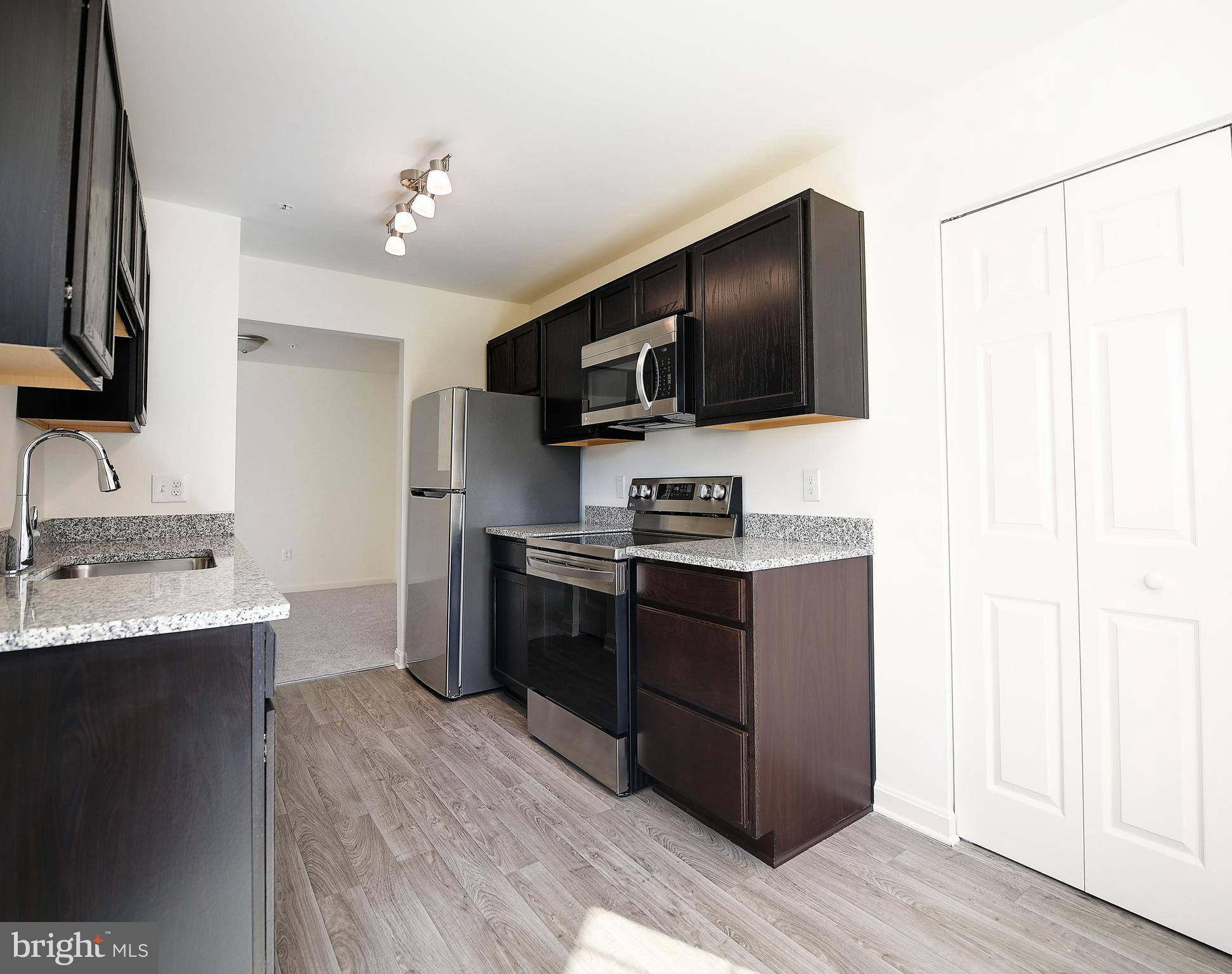 THE POINTE - Residential Lease