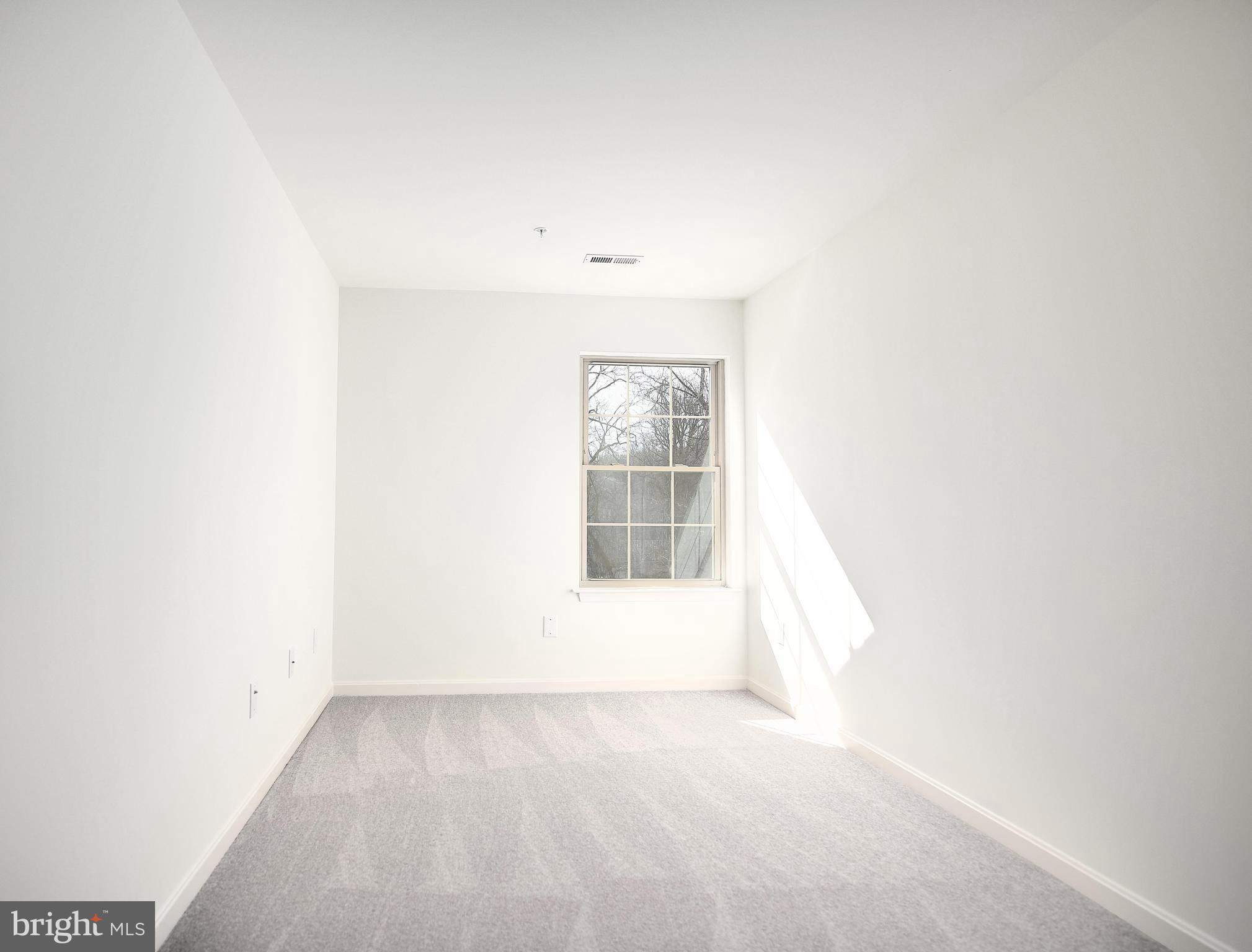 THE POINTE - Residential Lease