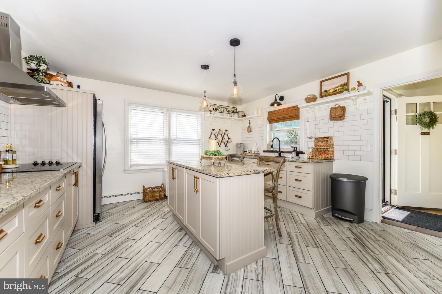 MILLINGTON - Residential