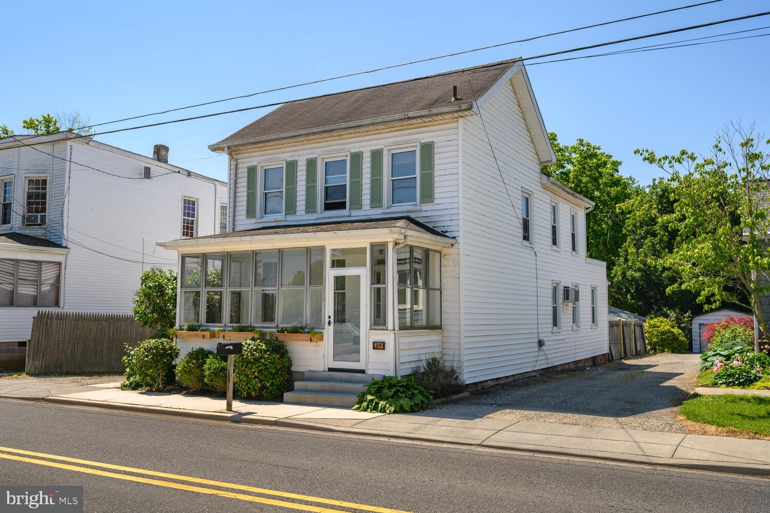 MILLINGTON - Residential