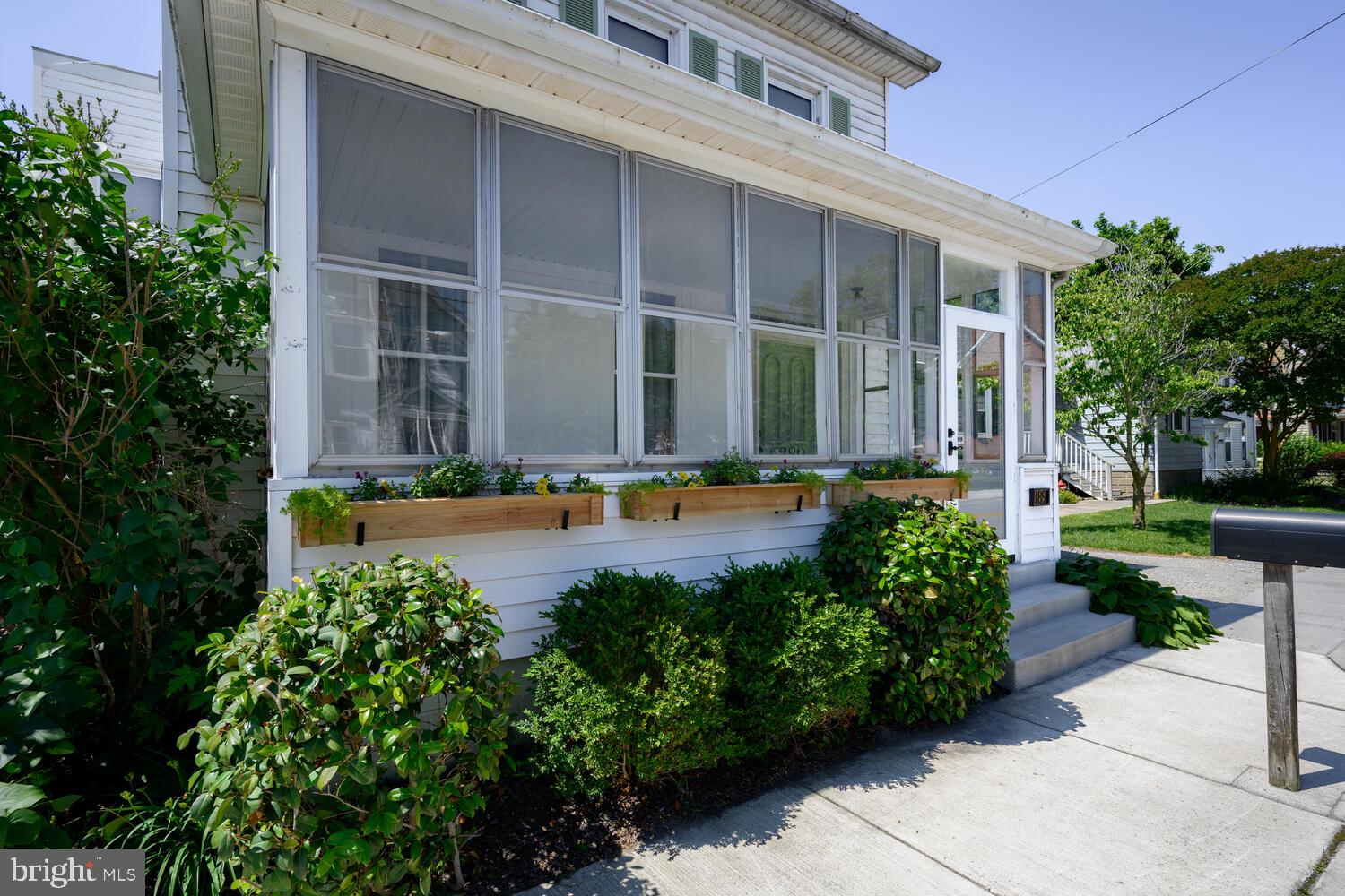 MILLINGTON - Residential