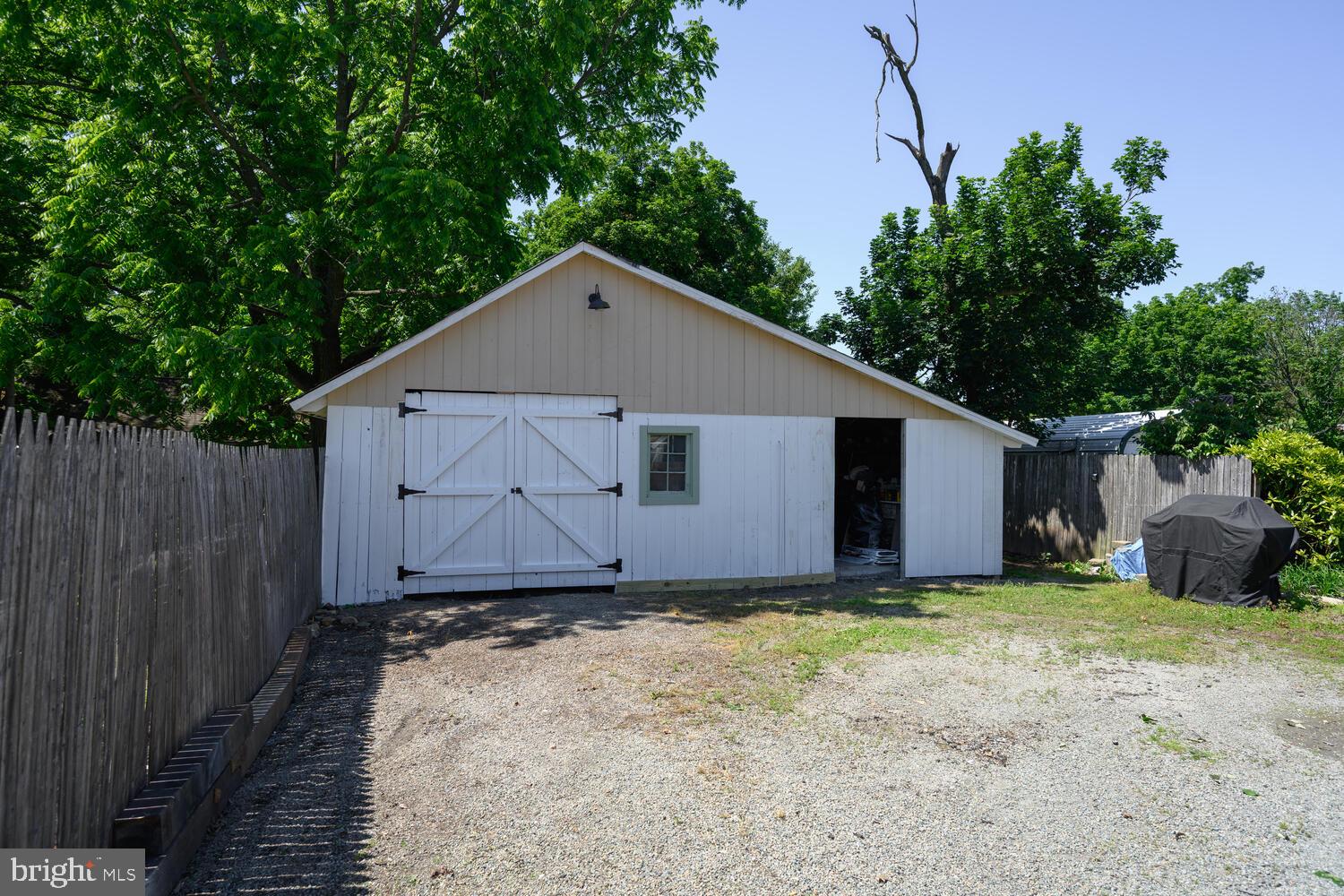 MILLINGTON - Residential