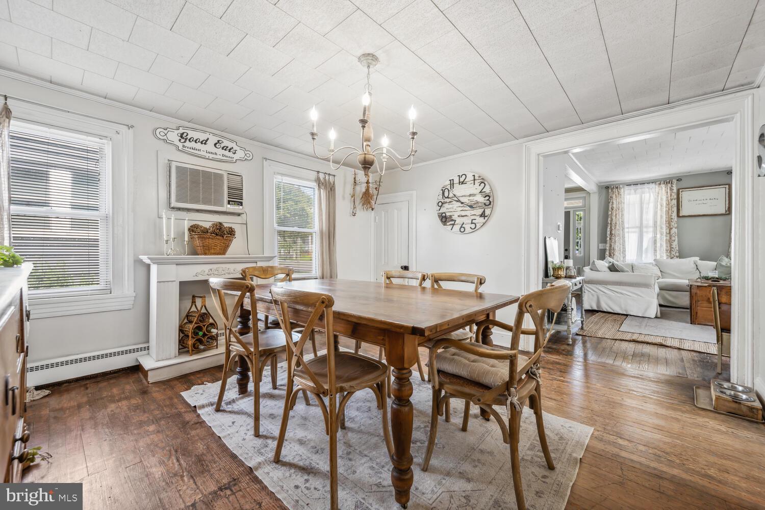 MILLINGTON - Residential