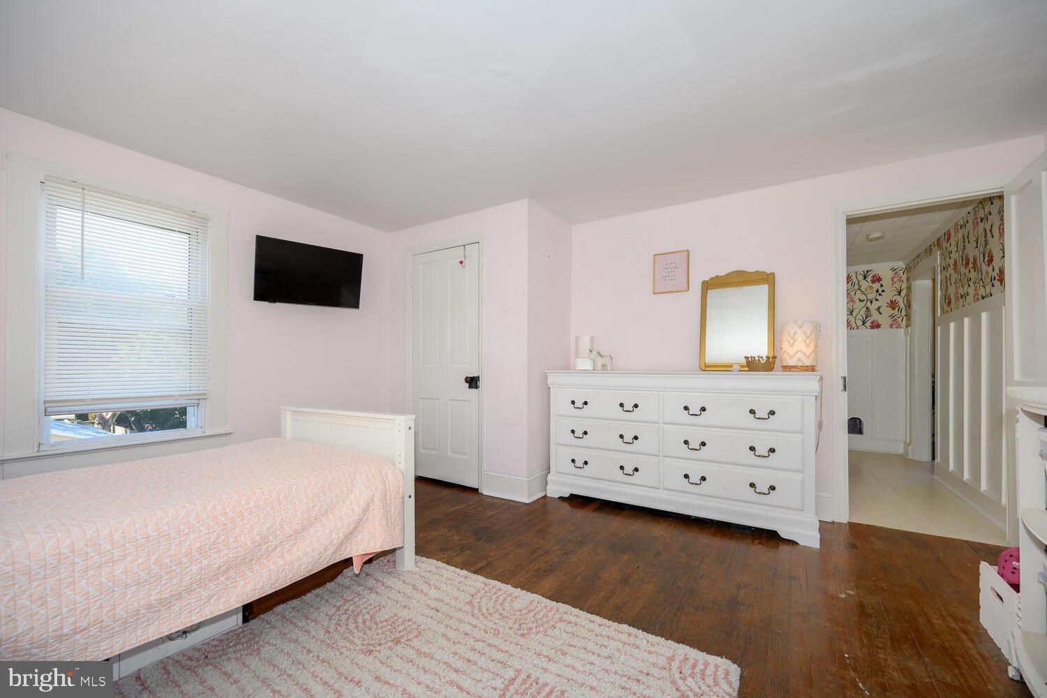 MILLINGTON - Residential