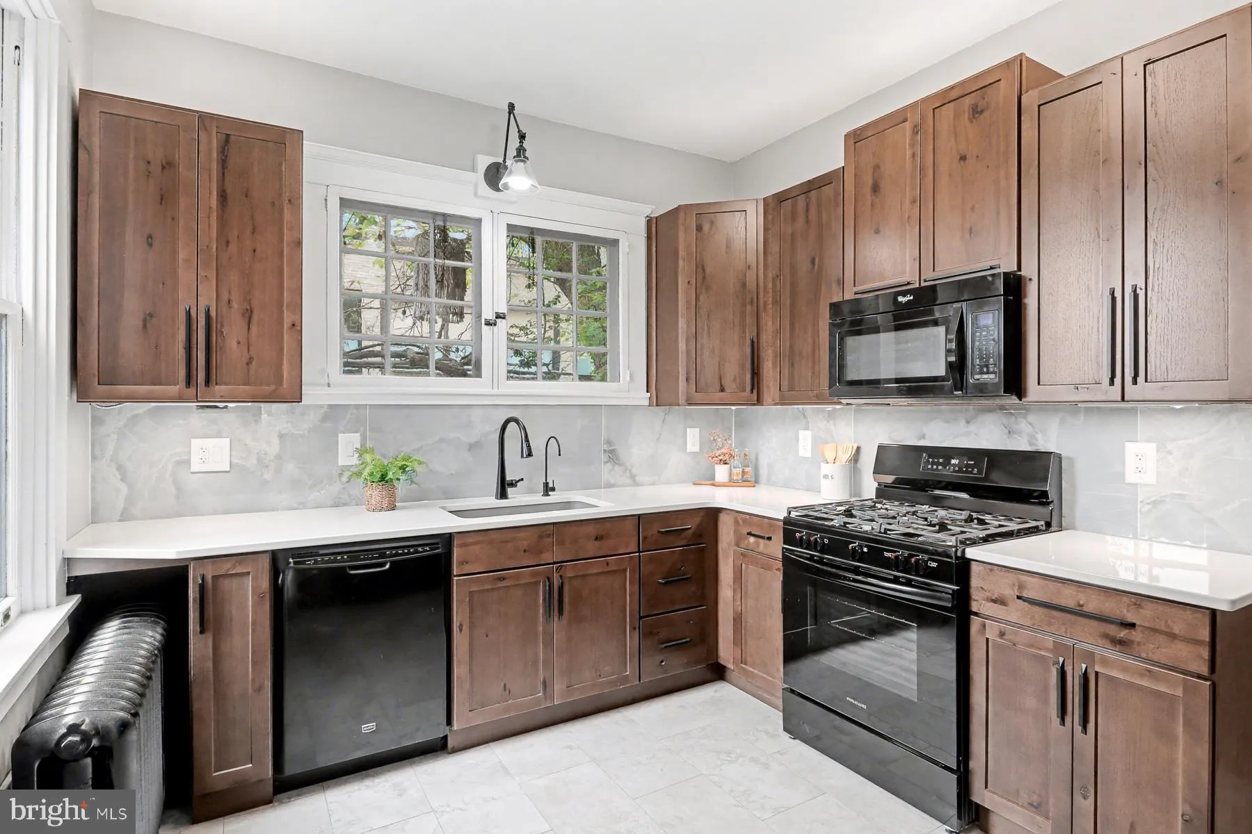 Lancaster, Pennsylvania 17603, United States, 4 Bedrooms Bedrooms, ,2 BathroomsBathrooms,Residential,Active,223772